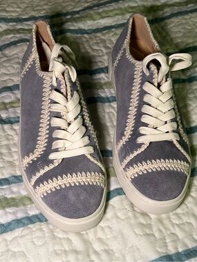 Frye Ivy “Crochet” Low Lace Women's Sneakers in Blue Ash NEVER WORN